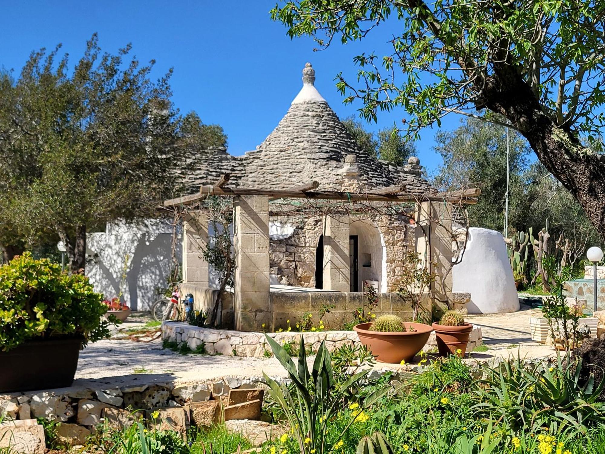 Trullo Incantevole Остуни Экстерьер фото